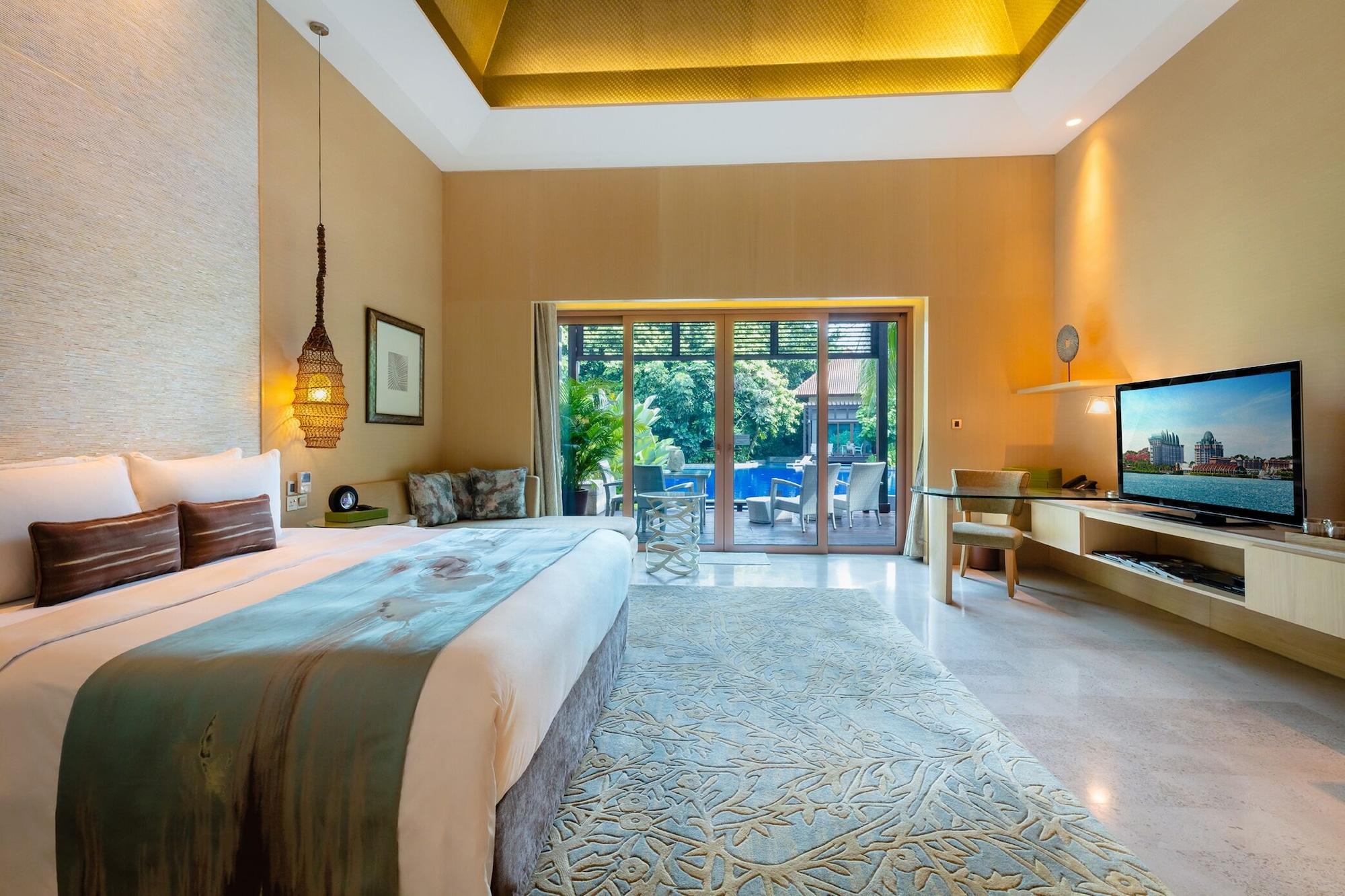Resor World Sentosa - Equarius Singapore